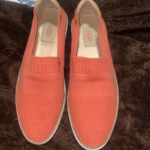 UGG Women's pink Knit Loafers - Picture 2 of 5